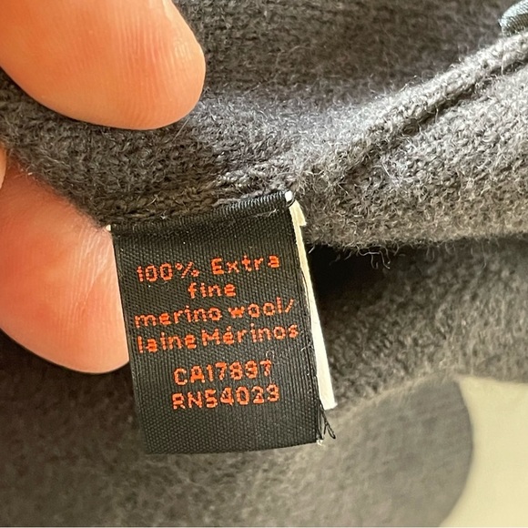 Banana Republic Merino Half Zip Sweater Dark Grey Men size Large - Picture 9 of 11